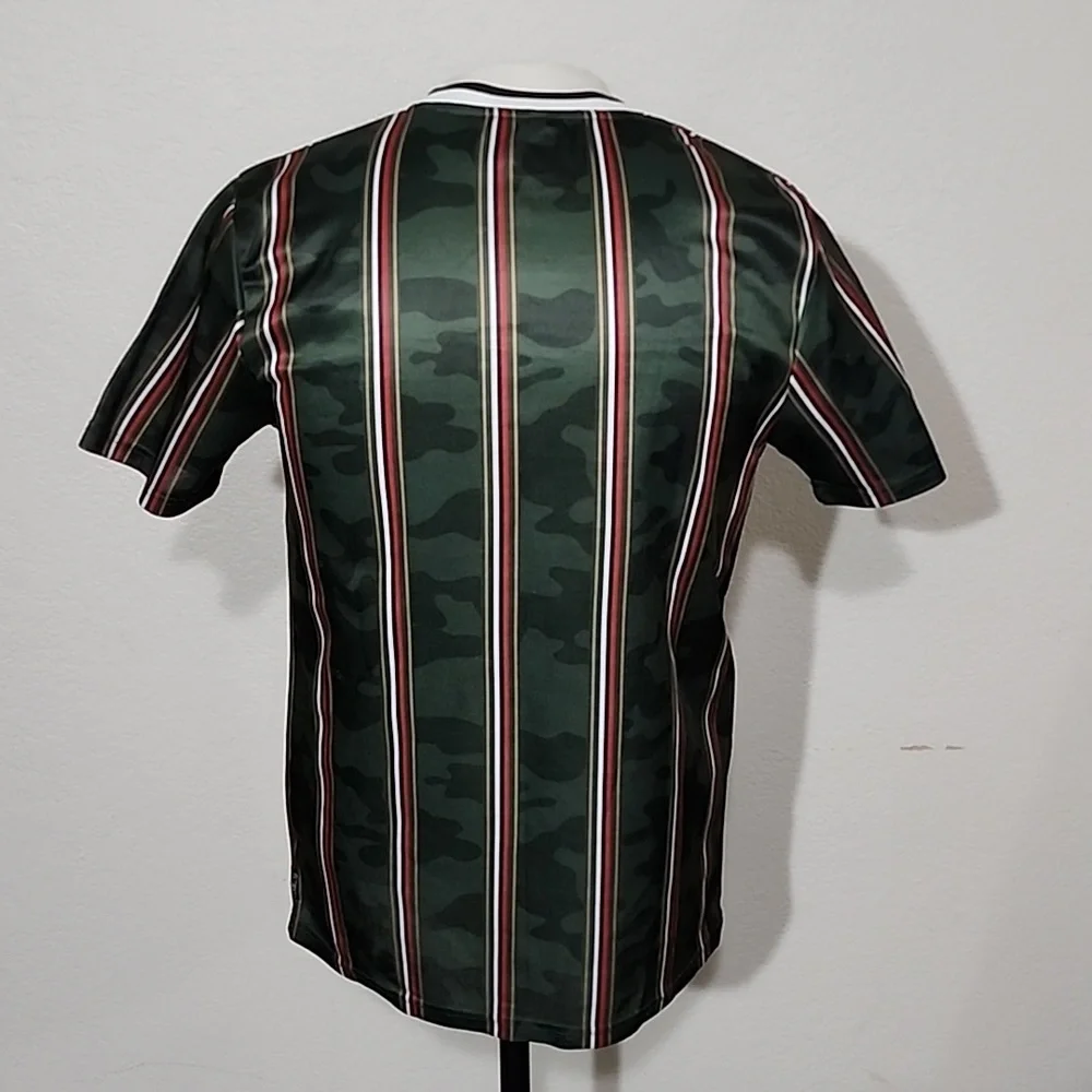 Southpole Green Camo Red Black Gold & White Stripe 100% Polyester Shirt Sz. M - Picture 4 of 6